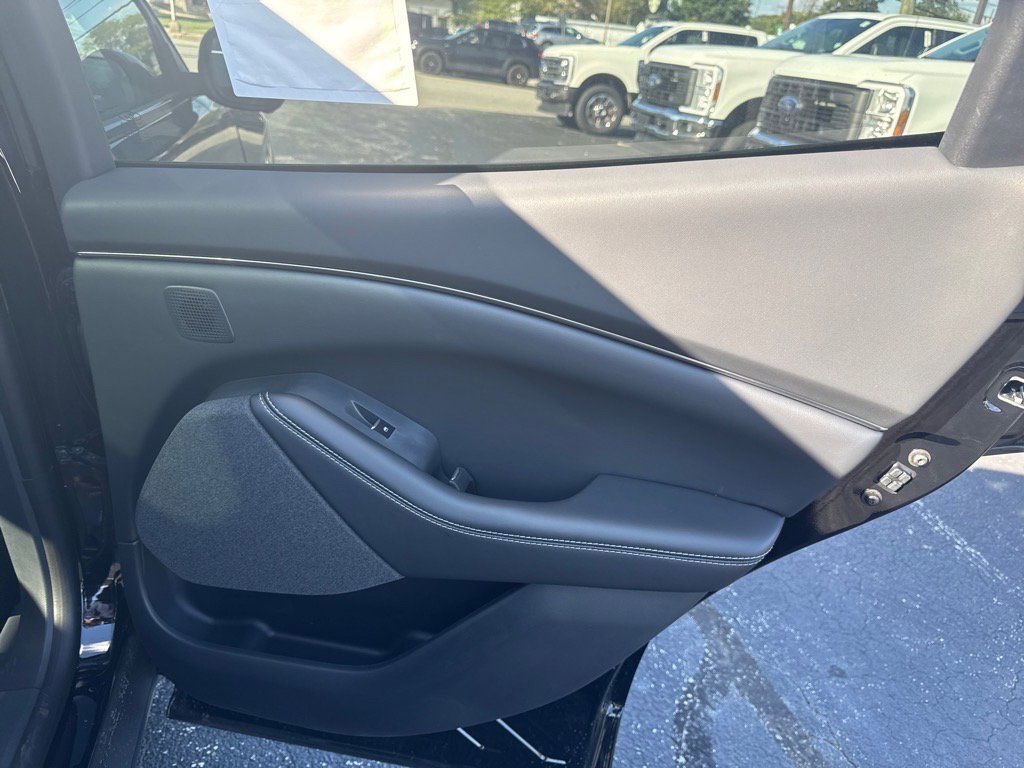 New 2025 Ford Mustang Mach-E Premium image 31