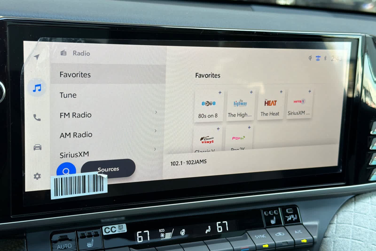 Used 2025 Toyota Camry XLE AWD/4WD image 18