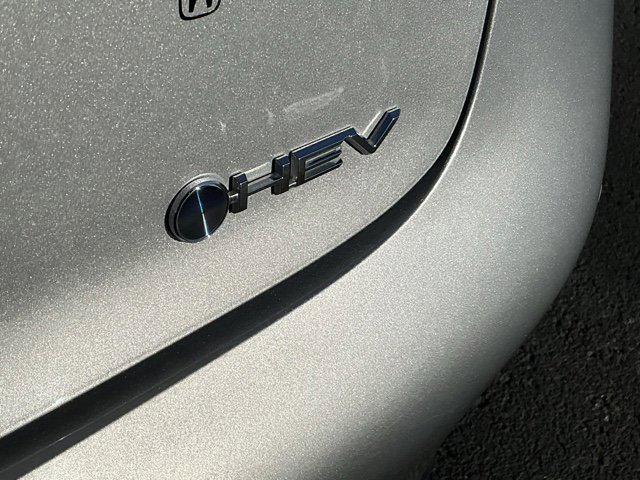 Used 2024 Toyota Prius LE image 7