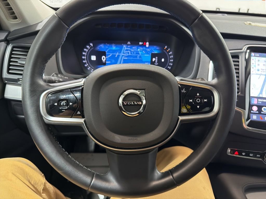 Used 2025 Volvo XC90 B5 Core AWD/4WD image 30