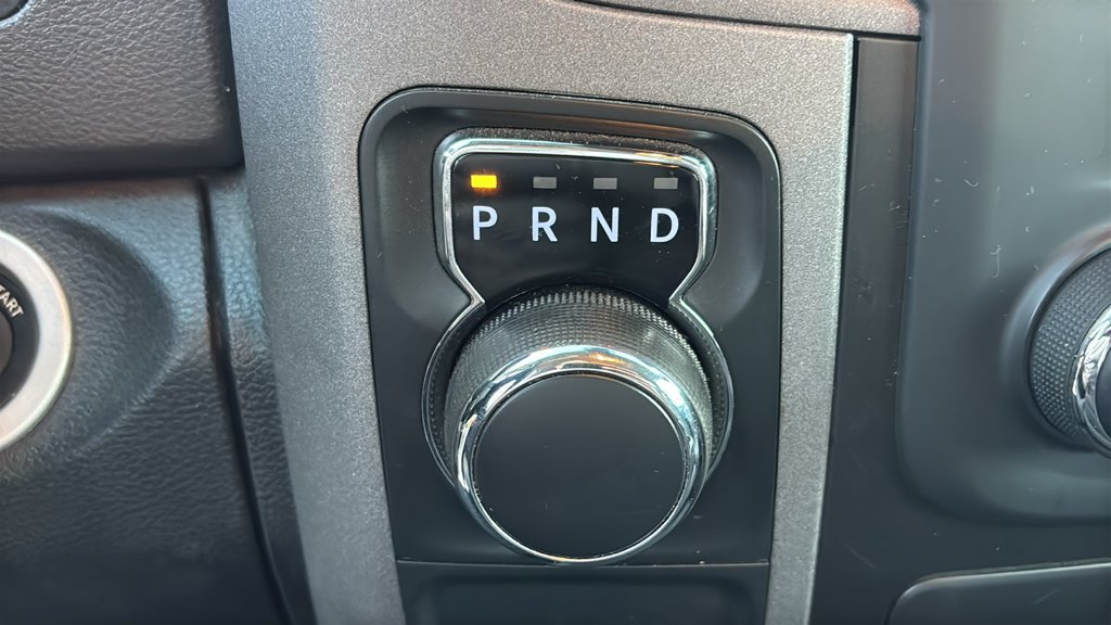 Used 2014 RAM 1500 Express RWD image 12