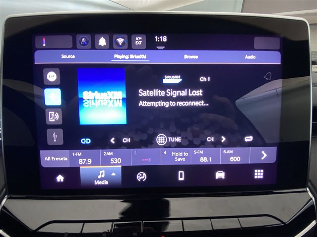 Used 2024 Jeep Compass Latitude w/ Altitude Special Edition image 16