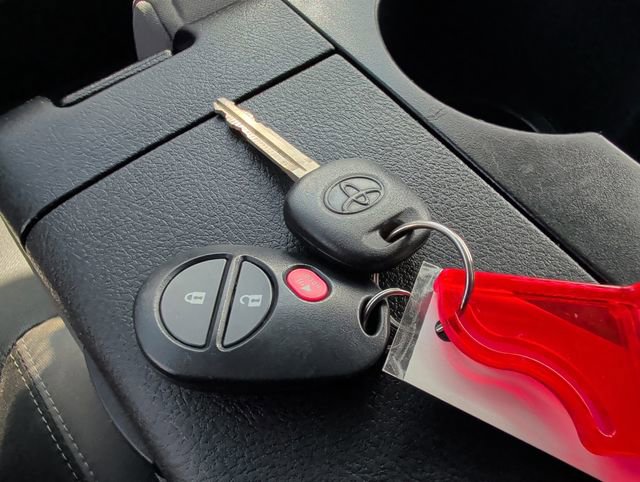 Used 2017 Toyota Tundra SR5 image 33