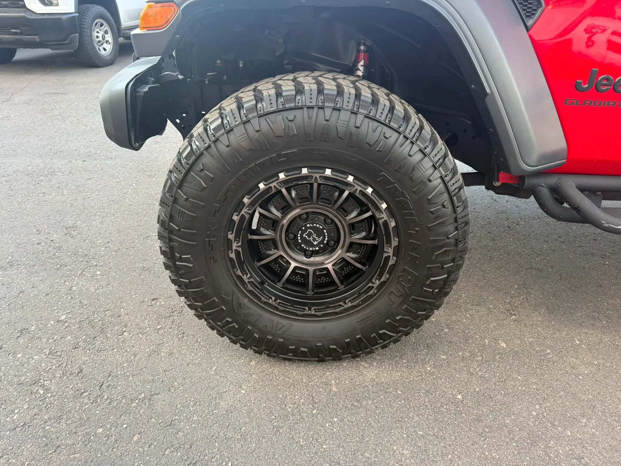 Used 2020 Jeep Gladiator Sport w/ Quick Order Package 24S AWD/4WD image 16