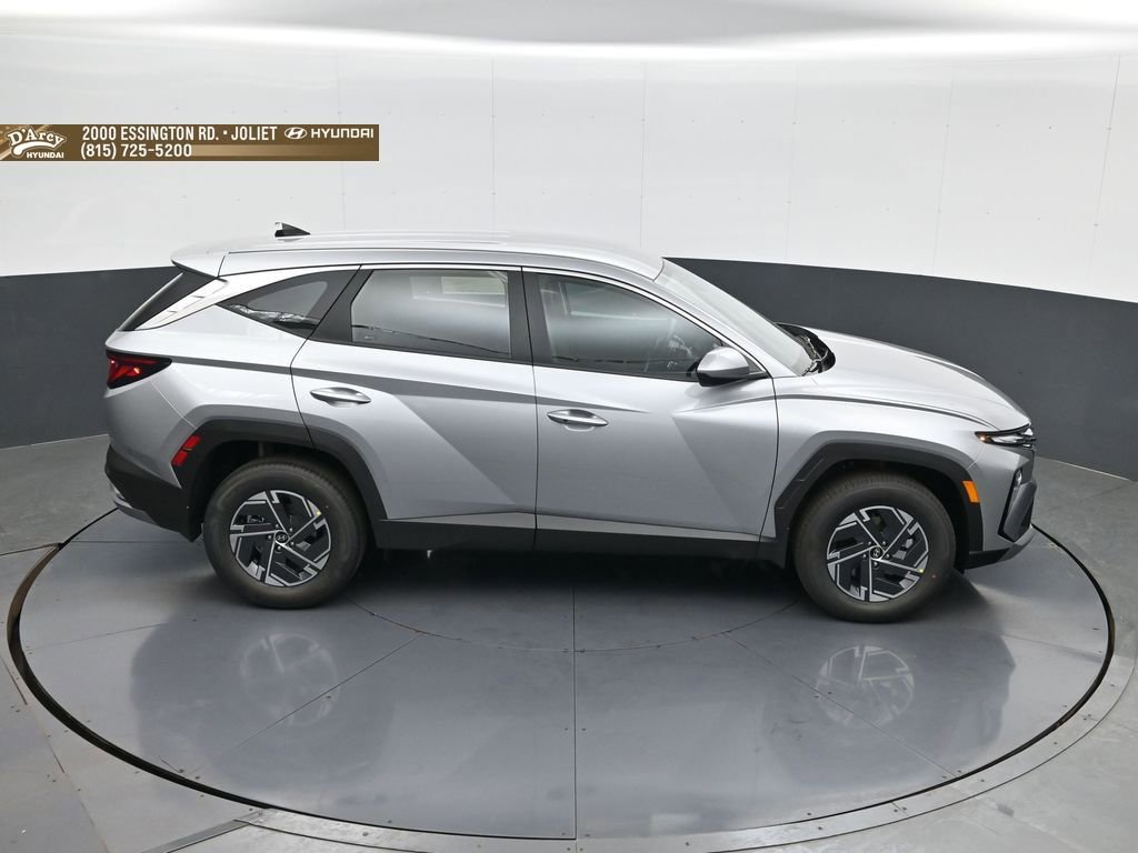 New 2026 Hyundai Tucson Blue SE AWD/4WD image 16
