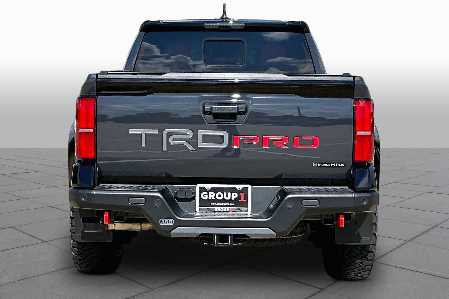 Used 2025 Toyota Tacoma TRD Pro AWD/4WD image 5