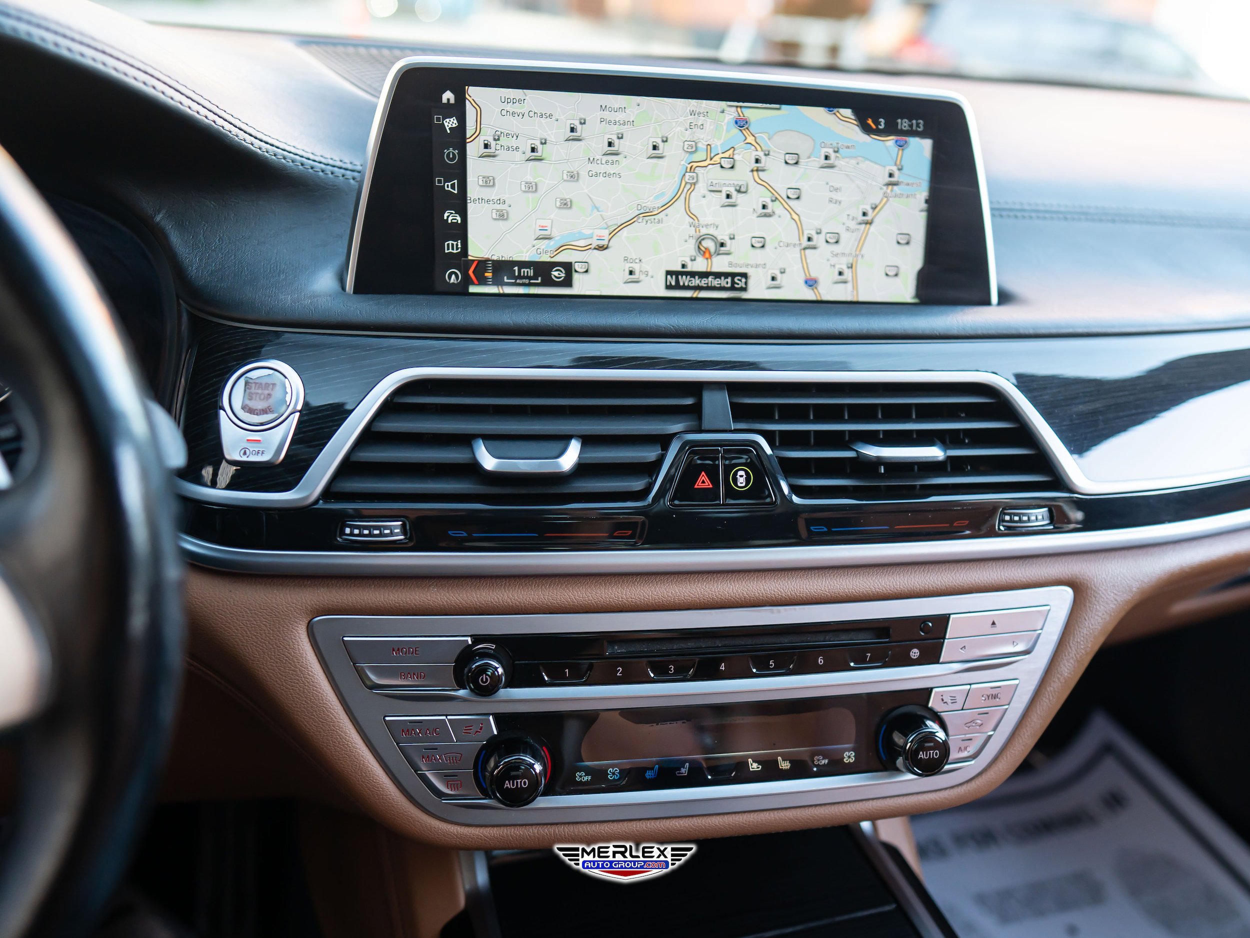 Used 2018 BMW 750i RWD image 32