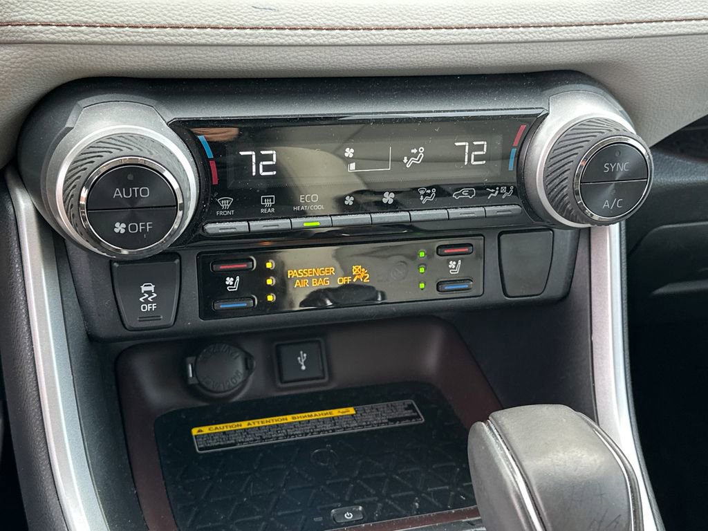 Certified 2020 Toyota RAV4 Limited image 29