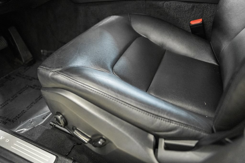 Used 2024 Volvo S60 B5 Core FWD image 28