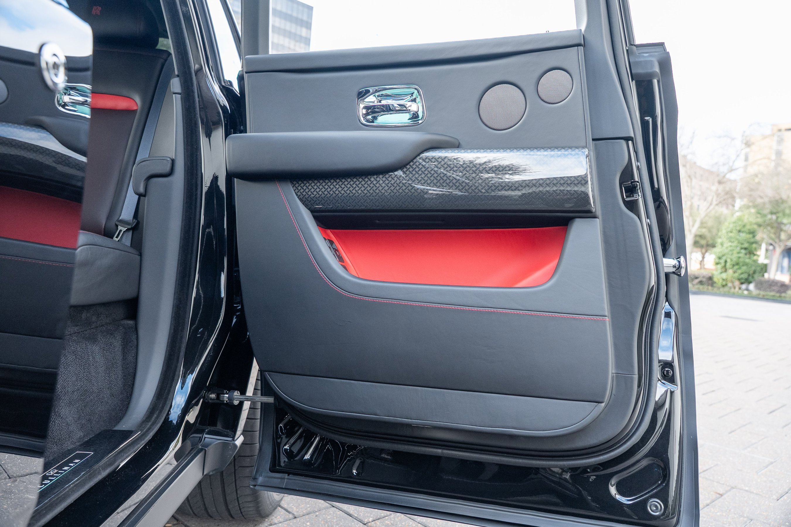 Certified 2024 Rolls-Royce Cullinan Black Badge image 42