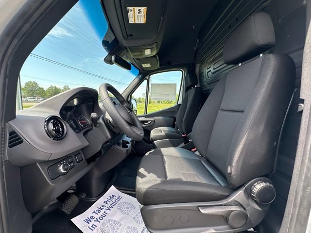 New 2026 Mercedes-Benz Sprinter 2500 image 12