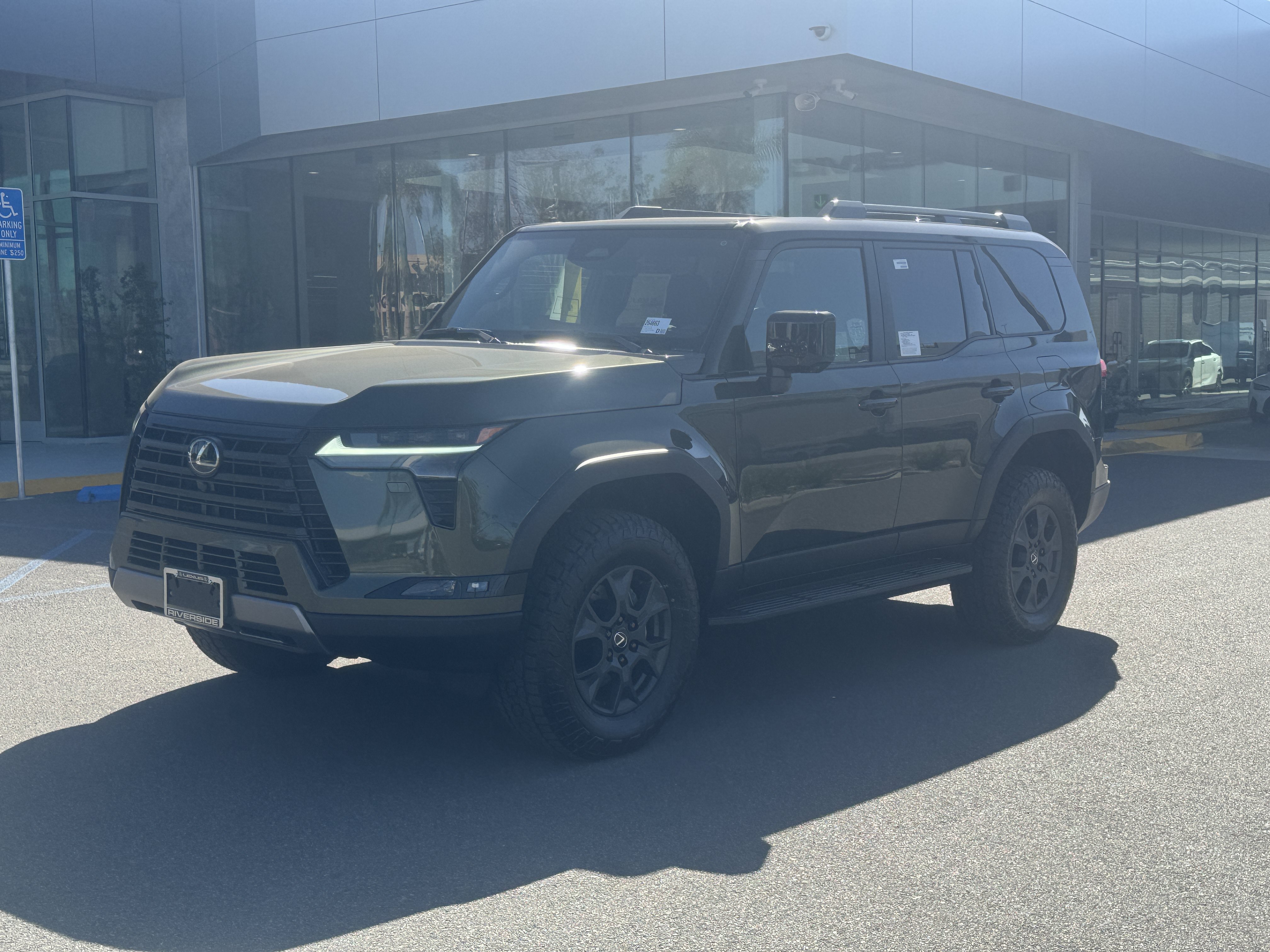 New 2026 Lexus GX 550 AWD/4WD image 3