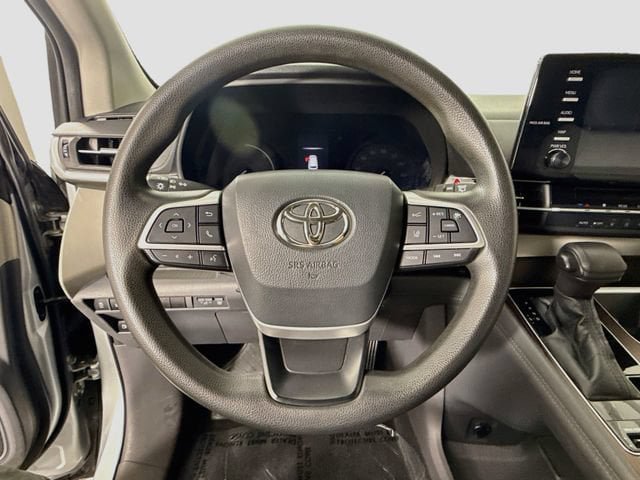 Certified 2021 Toyota Sienna LE FWD image 13