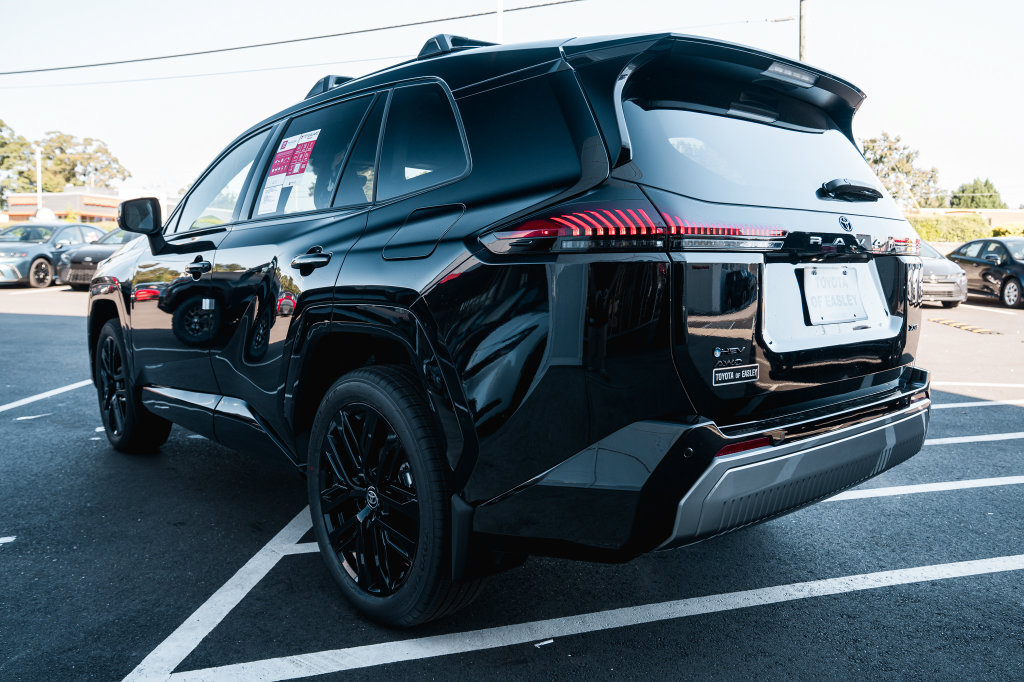 New 2026 Toyota RAV4 XSE AWD/4WD image 5