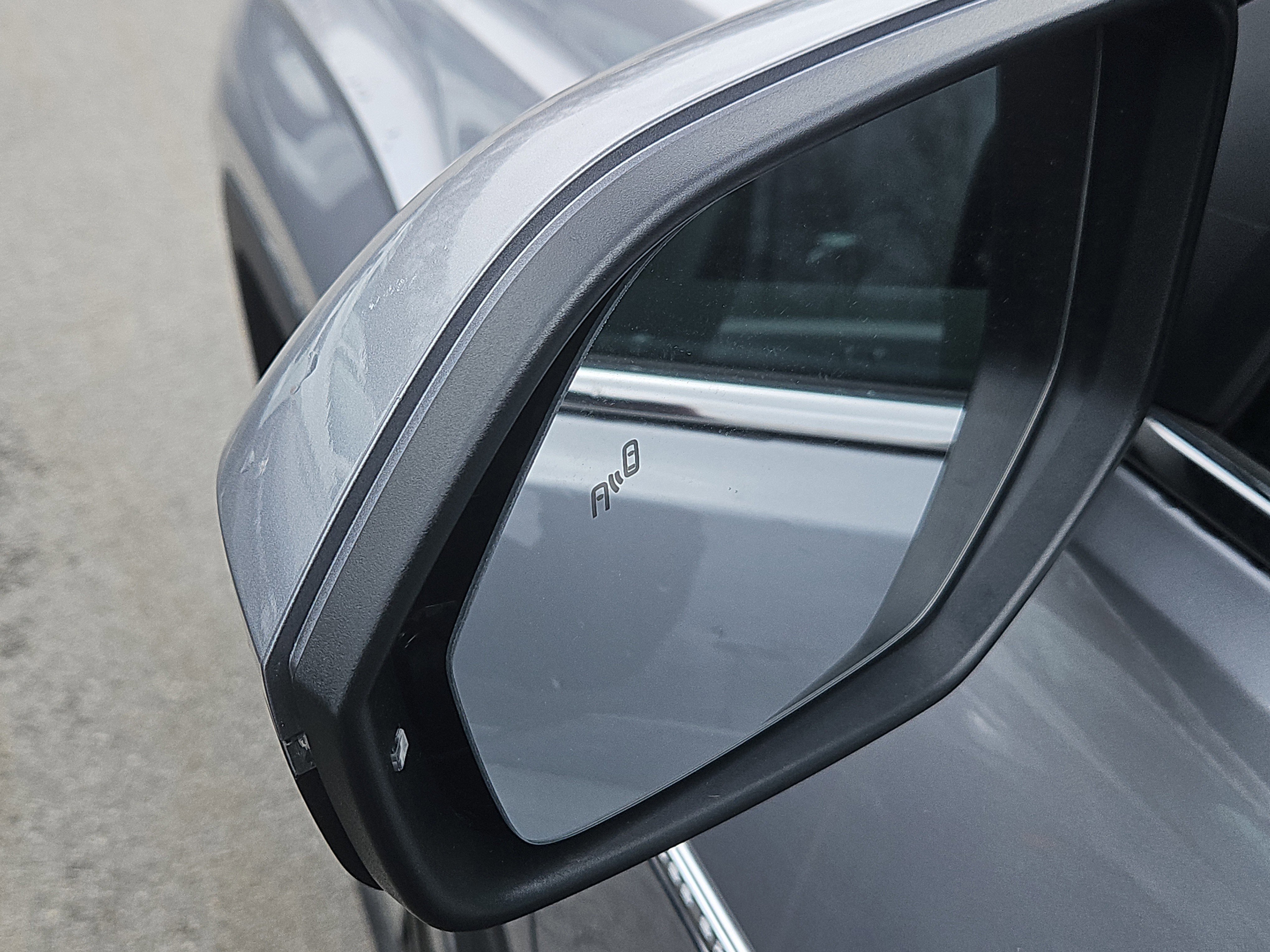 New 2026 Volkswagen Atlas Cross Sport SE image 5