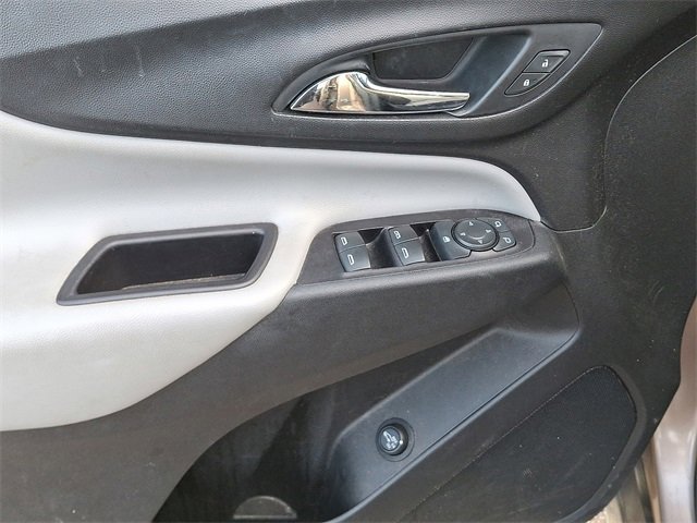 Used 2019 Chevrolet Equinox LT image 12
