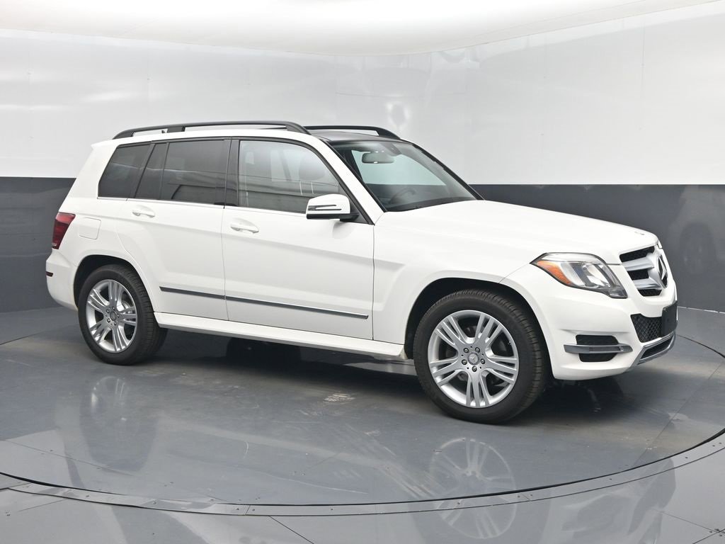 Used 2015 Mercedes-Benz GLK 350 4MATIC image 1