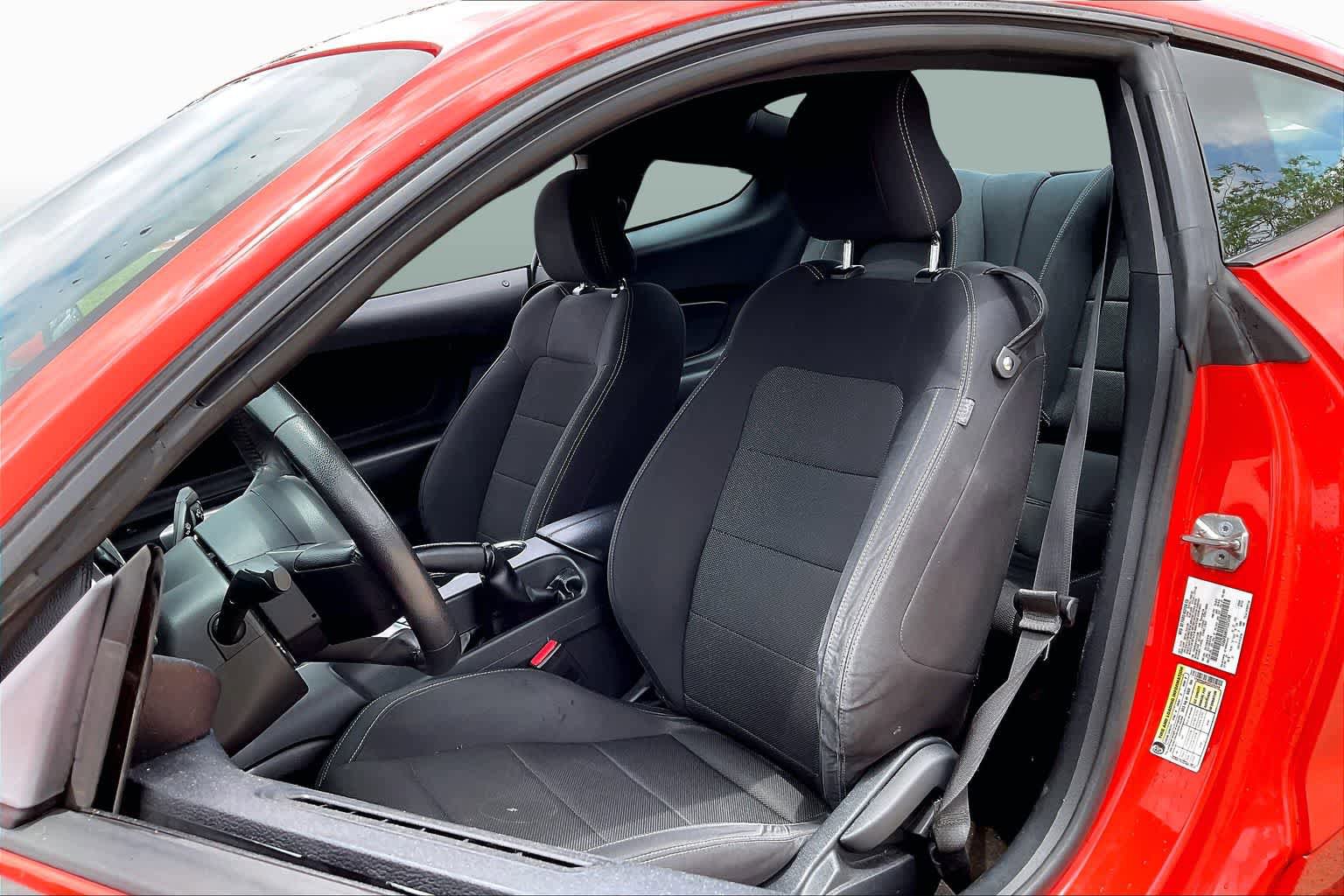 Used 2015 Ford Mustang Coupe w/ Equipment Group 051A RWD image 8