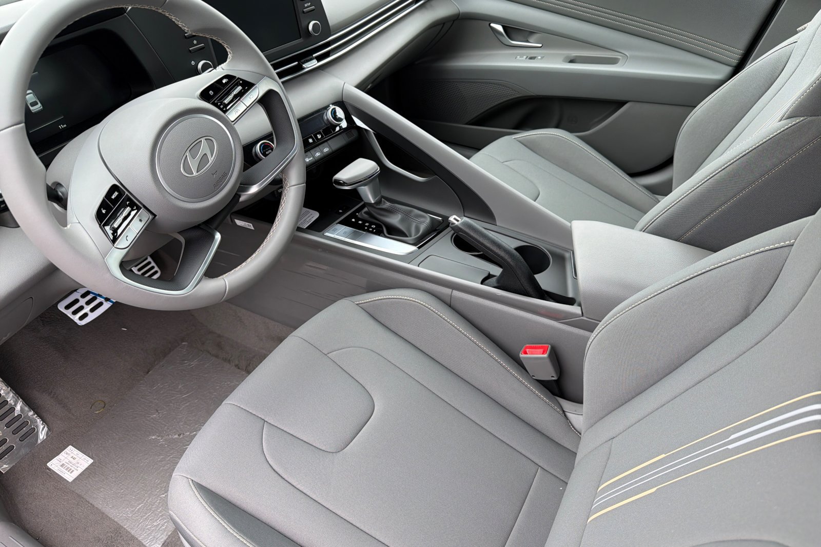 New 2026 Hyundai Elantra Sport FWD image 11