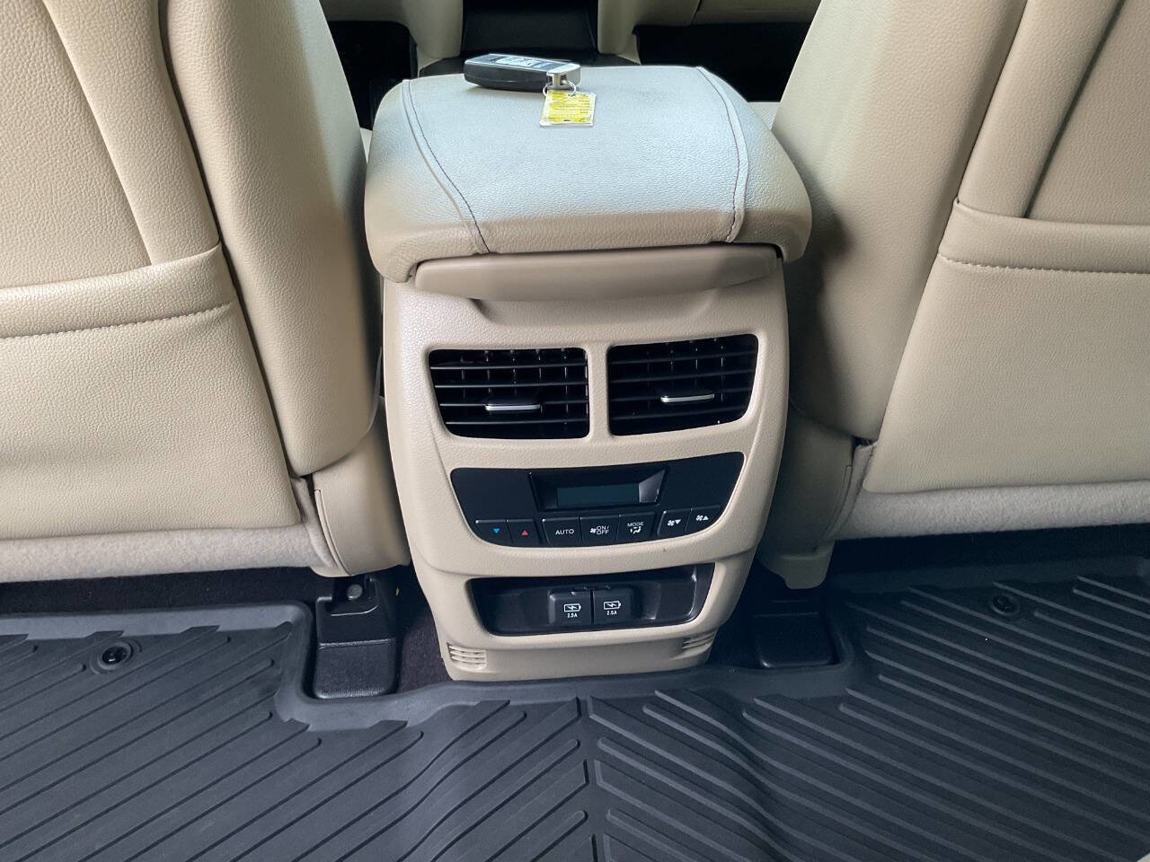 Used 2020 Acura MDX SH-AWD w/ Technology Package image 36