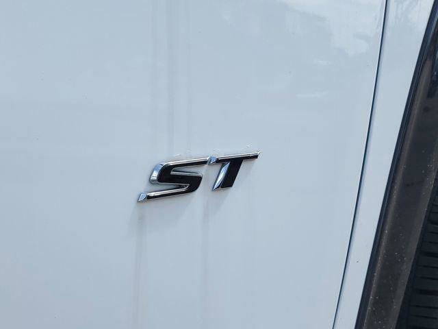 New 2026 Buick Enclave Sport Touring image 8