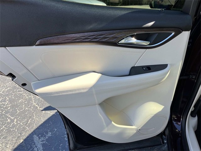 Used 2021 Buick Envision Avenir image 19