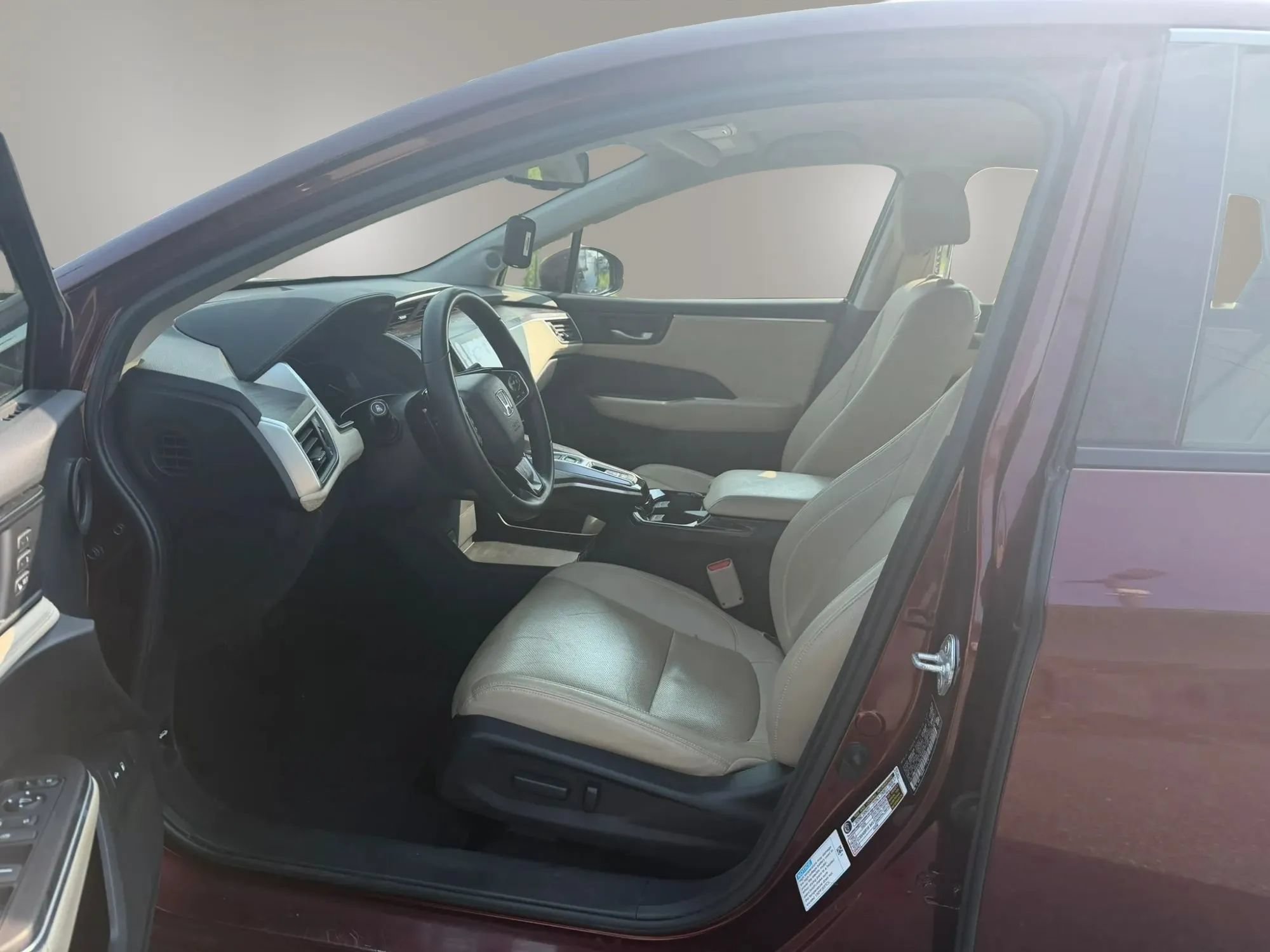 Used 2018 Honda Clarity Touring image 25