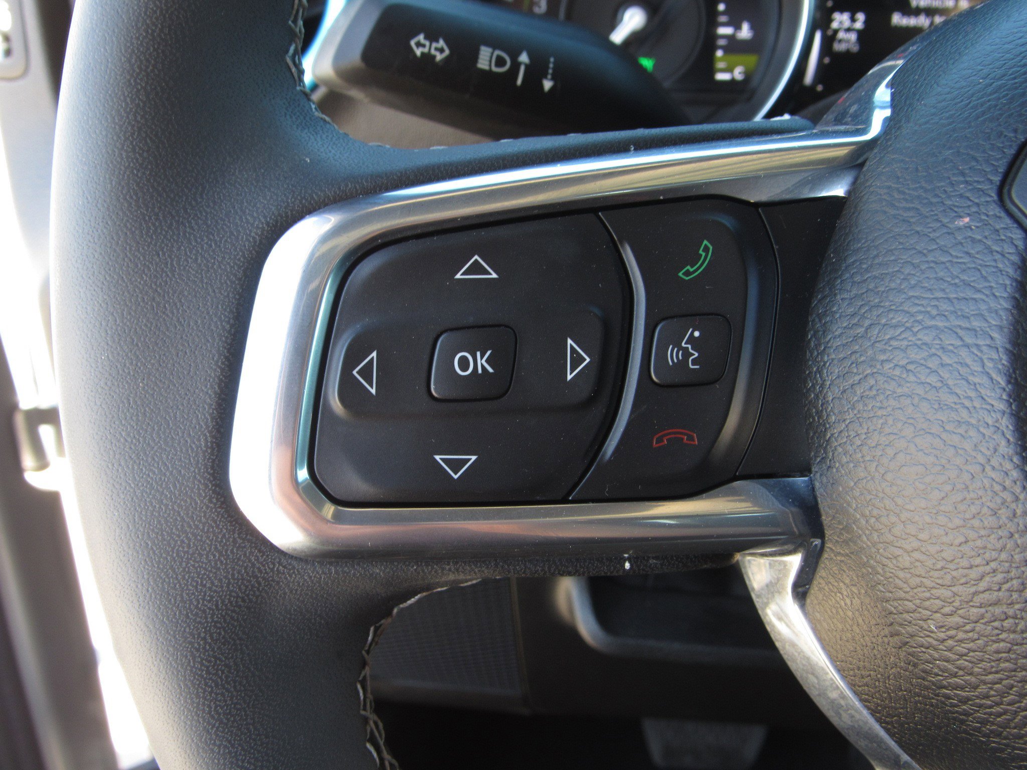 Used 2023 Jeep Wrangler Sahara w/ Cold Weather Group image 24