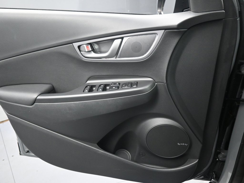 Used 2020 Hyundai Kona Ultimate w/ Cargo Package image 26