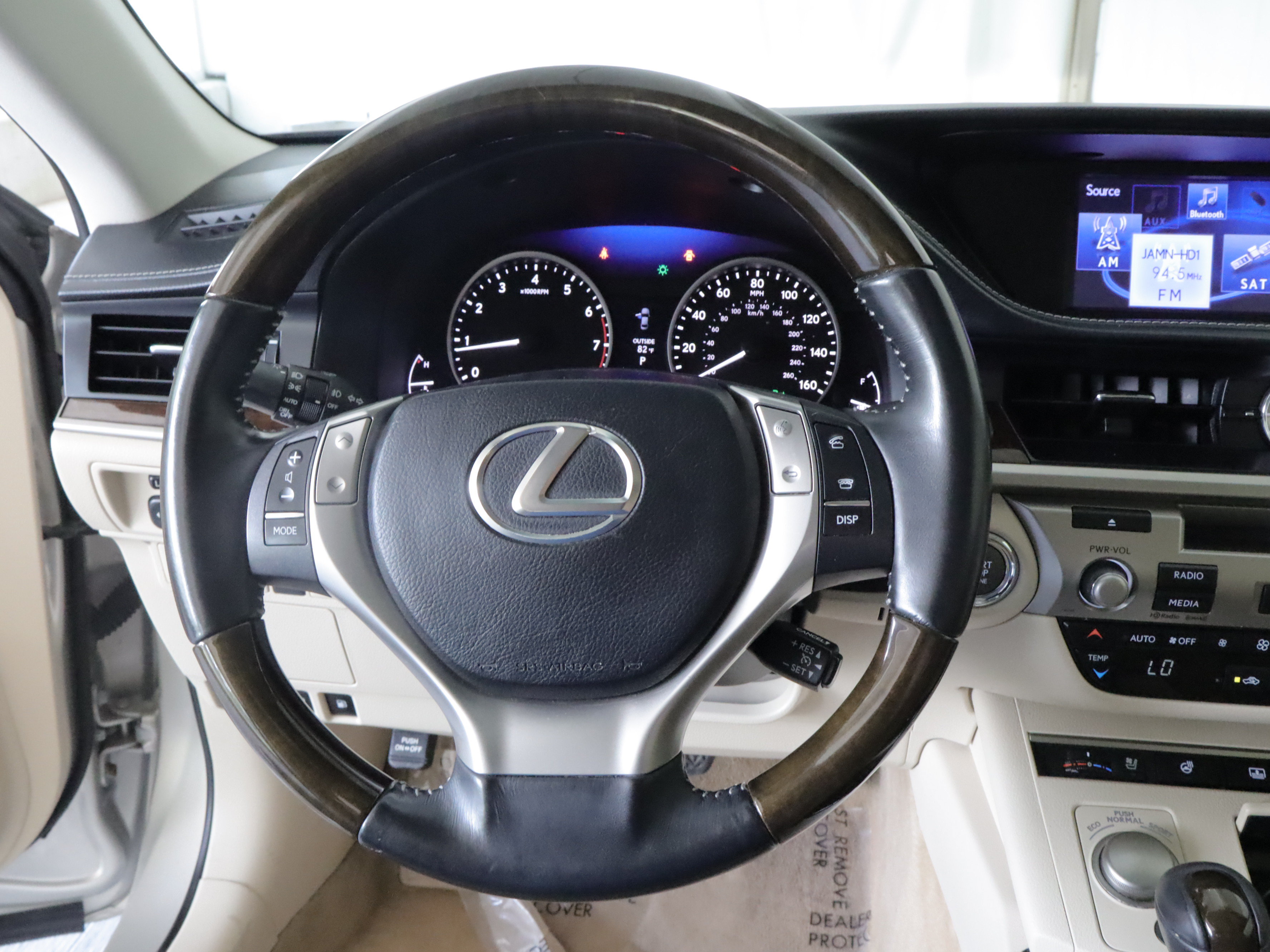 Used 2013 Lexus ES 350 w/ Luxury Pkg FWD image 14