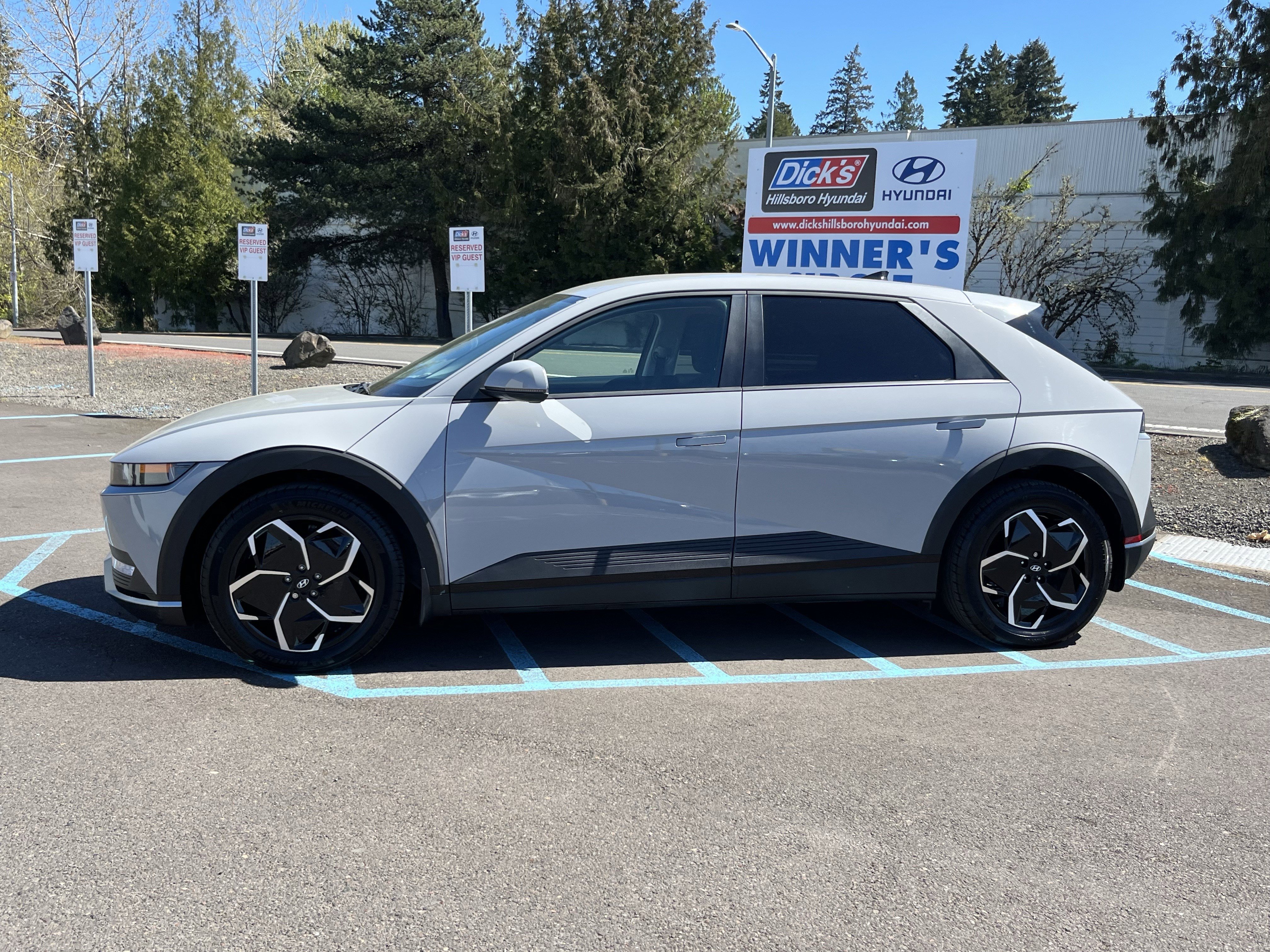 Certified 2024 Hyundai Ioniq 5 SE image 2