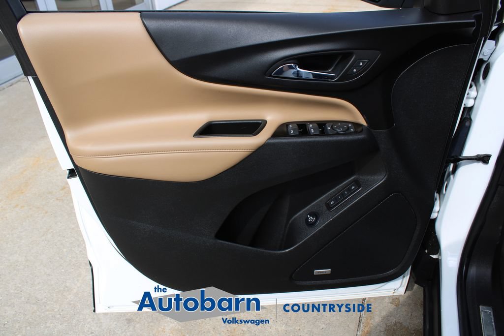 Used 2022 Chevrolet Equinox Premier AWD/4WD image 9