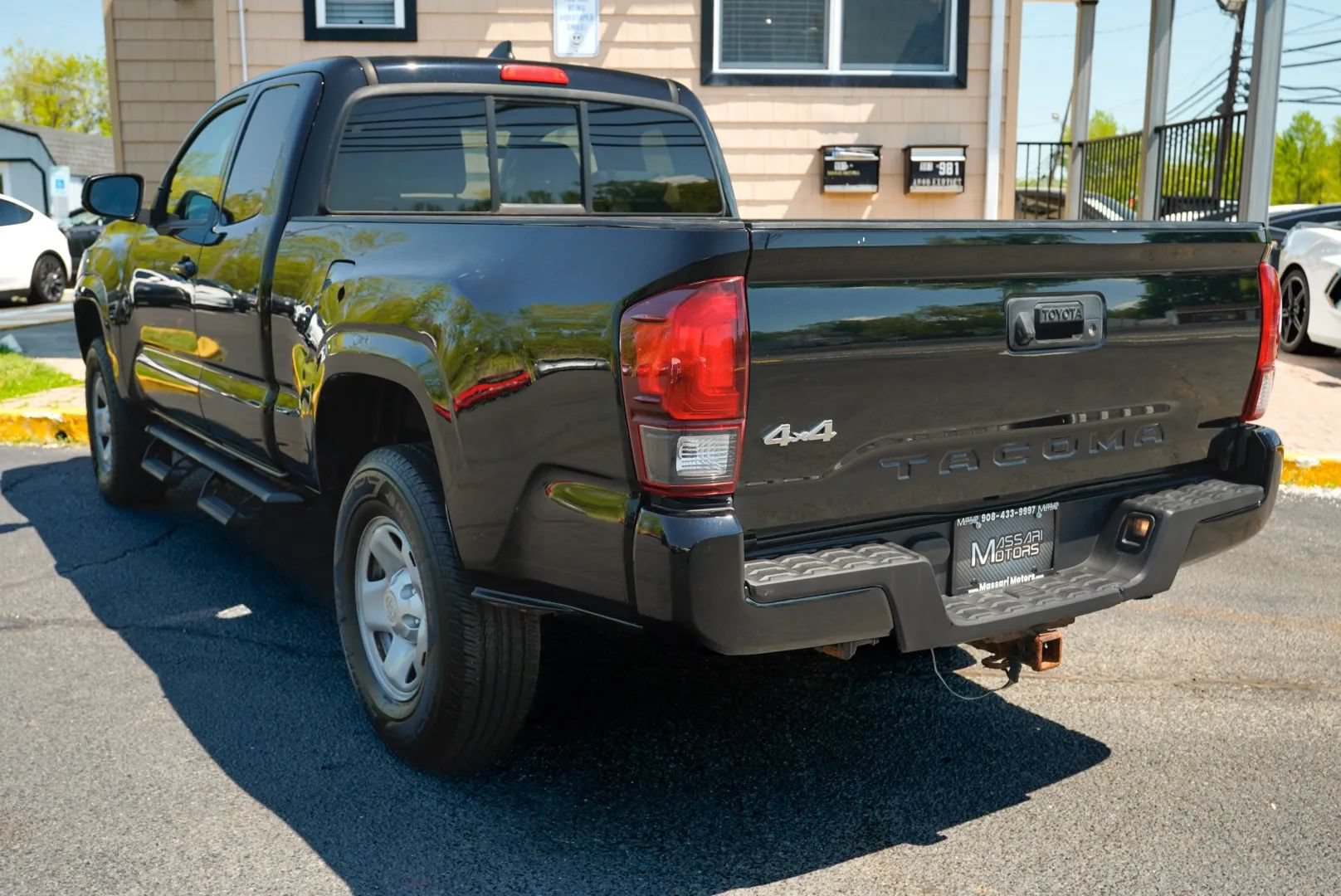Used 2019 Toyota Tacoma SR w/ SR Convenience Package AWD/4WD image 7