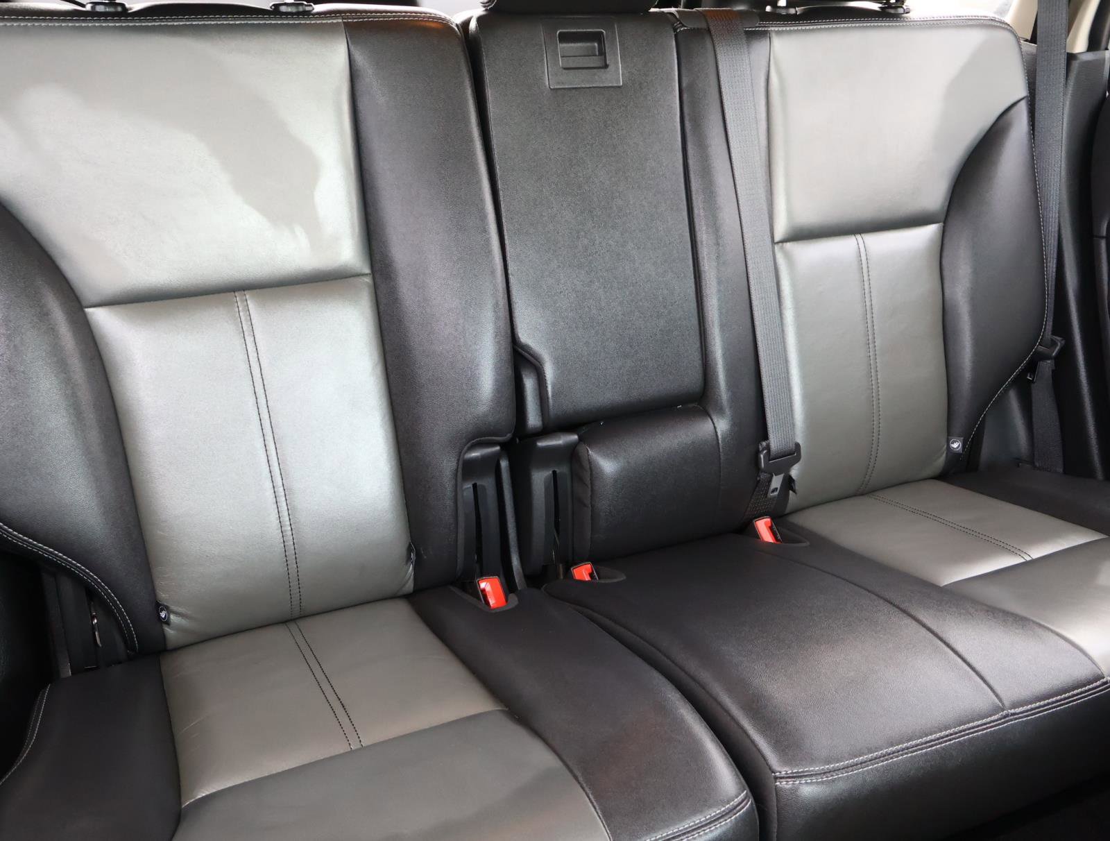 Used 2013 Ford Edge Sport w/ Driver Entry Pkg image 17