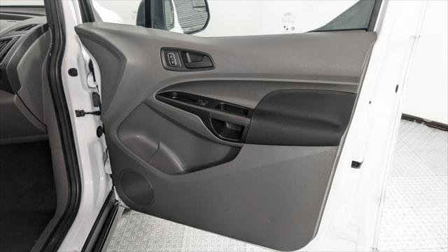 Used 2022 Ford Transit Connect XL image 17
