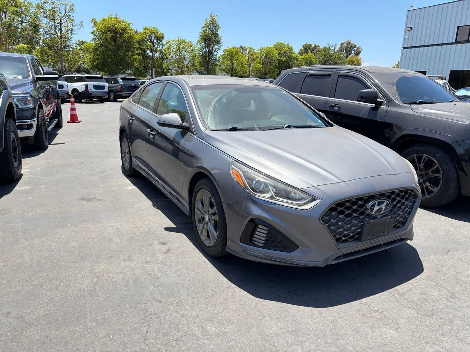 Used 2018 Hyundai Sonata Sport FWD image 2