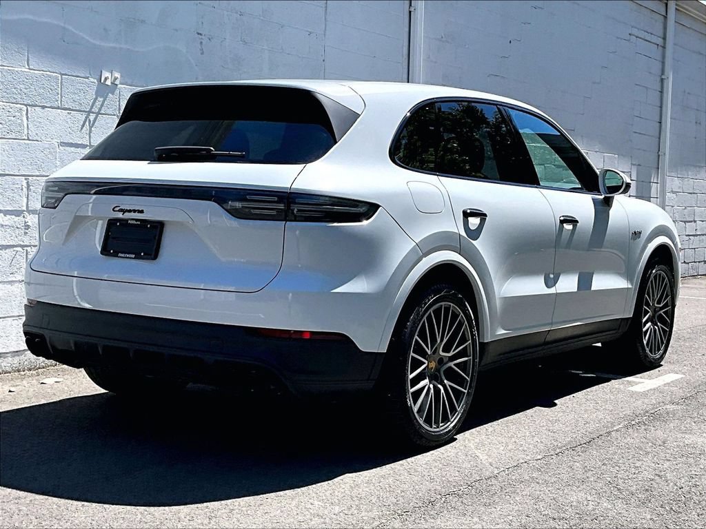 Certified 2023 Porsche Cayenne Platinum Edition AWD/4WD image 17