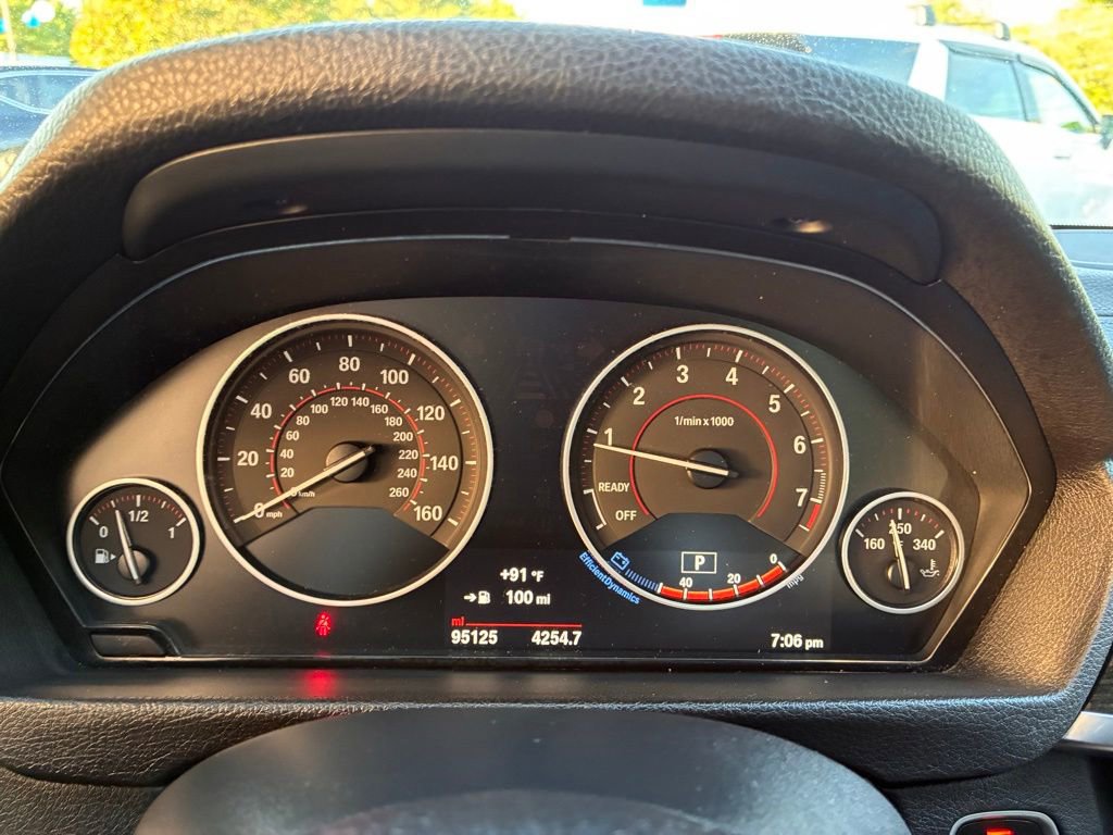 Used 2018 BMW 330i xDrive Sedan AWD/4WD image 25
