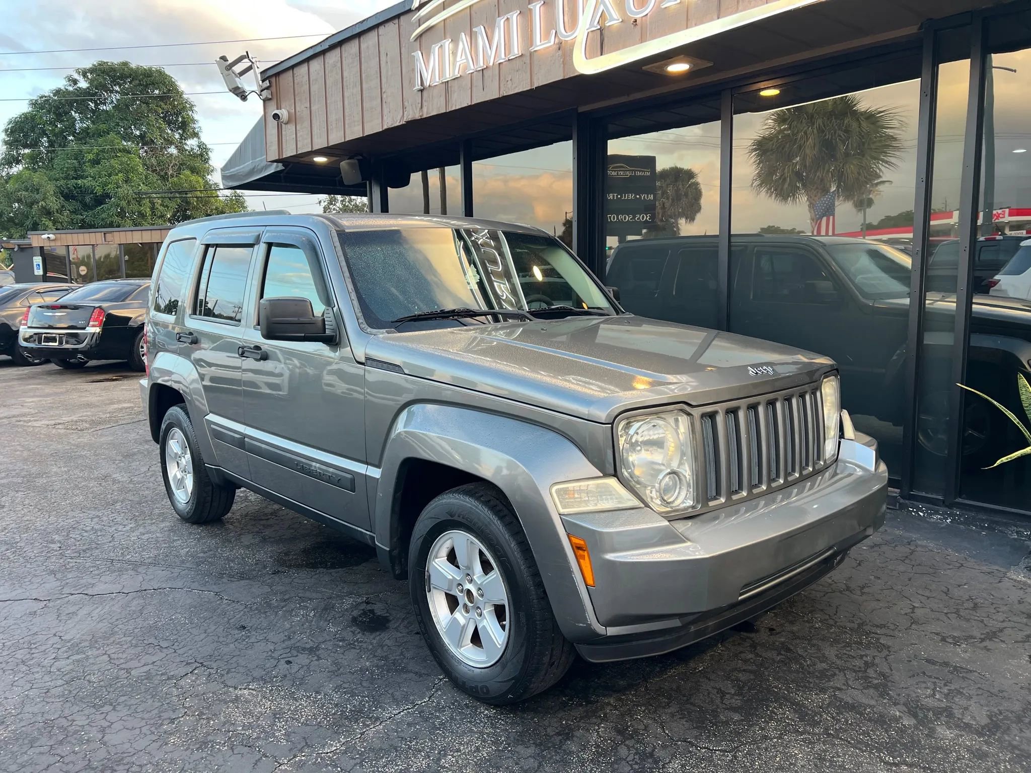 Used 2012 Jeep Liberty Sport image 4