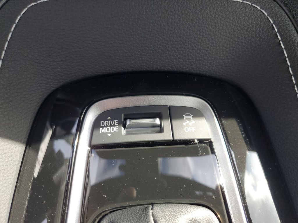 New 2026 Toyota Corolla SE FWD image 17