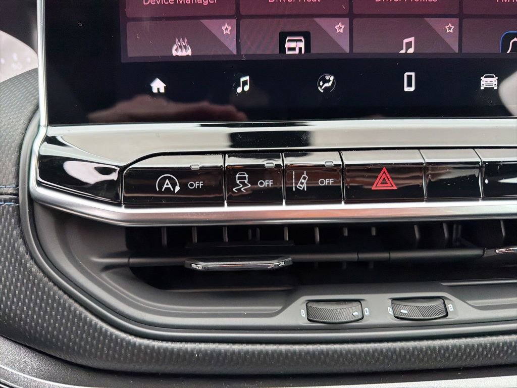 New 2026 Jeep Compass Latitude image 34