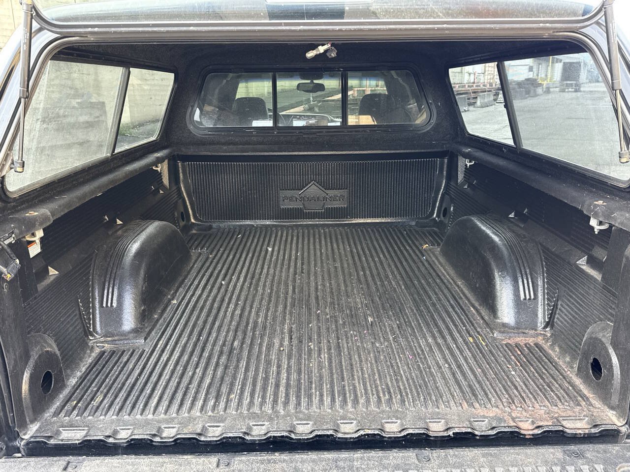 Used 2003 Chevrolet Silverado 1500 SS AWD/4WD image 32