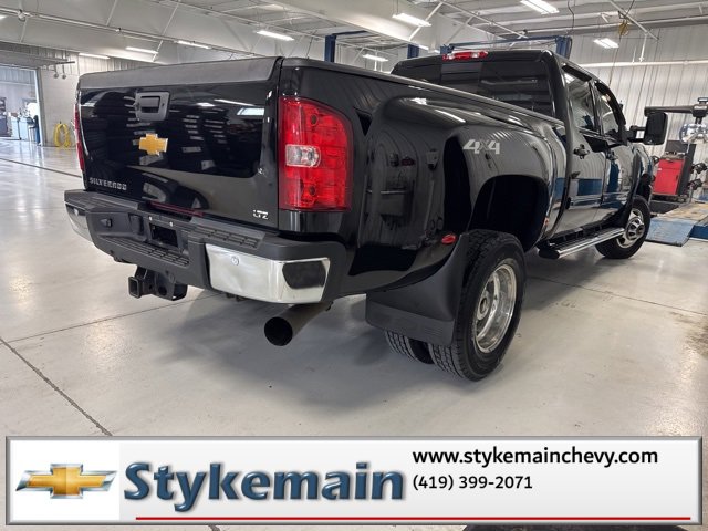 Used 2012 Chevrolet Silverado 3500 LTZ w/ LTZ Plus Package image 16