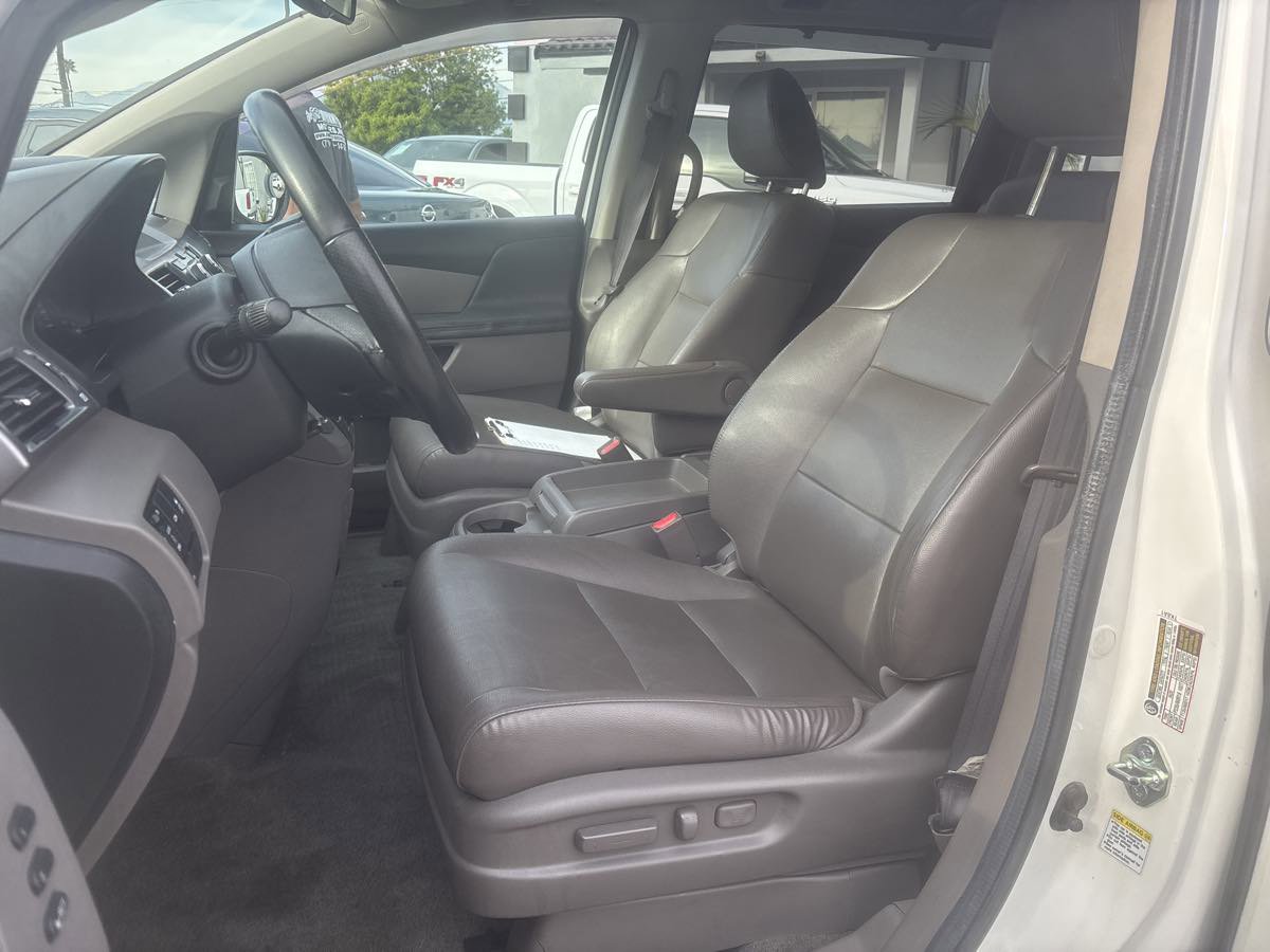 Used 2014 Honda Odyssey Touring image 5