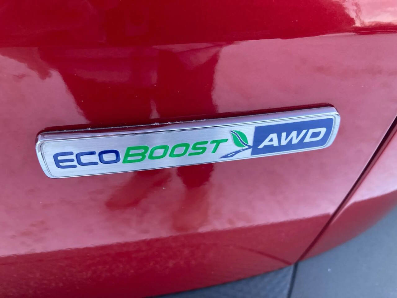 Used 2020 Ford Escape SE image 8