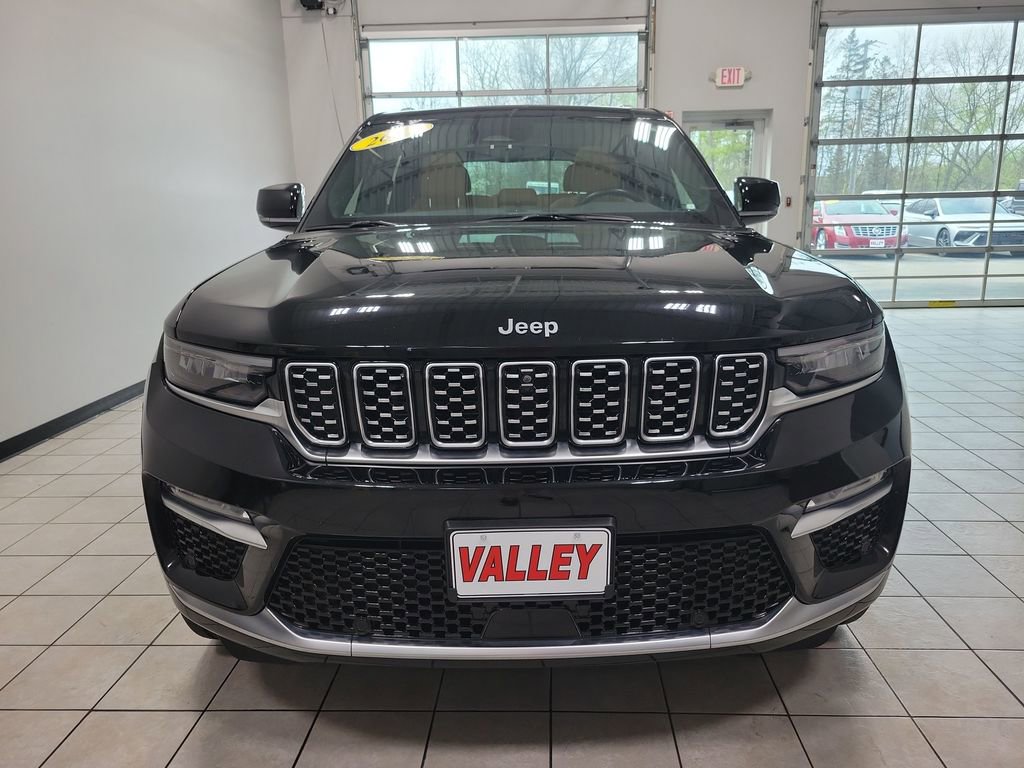 Used 2022 Jeep Grand Cherokee Summit AWD/4WD image 7