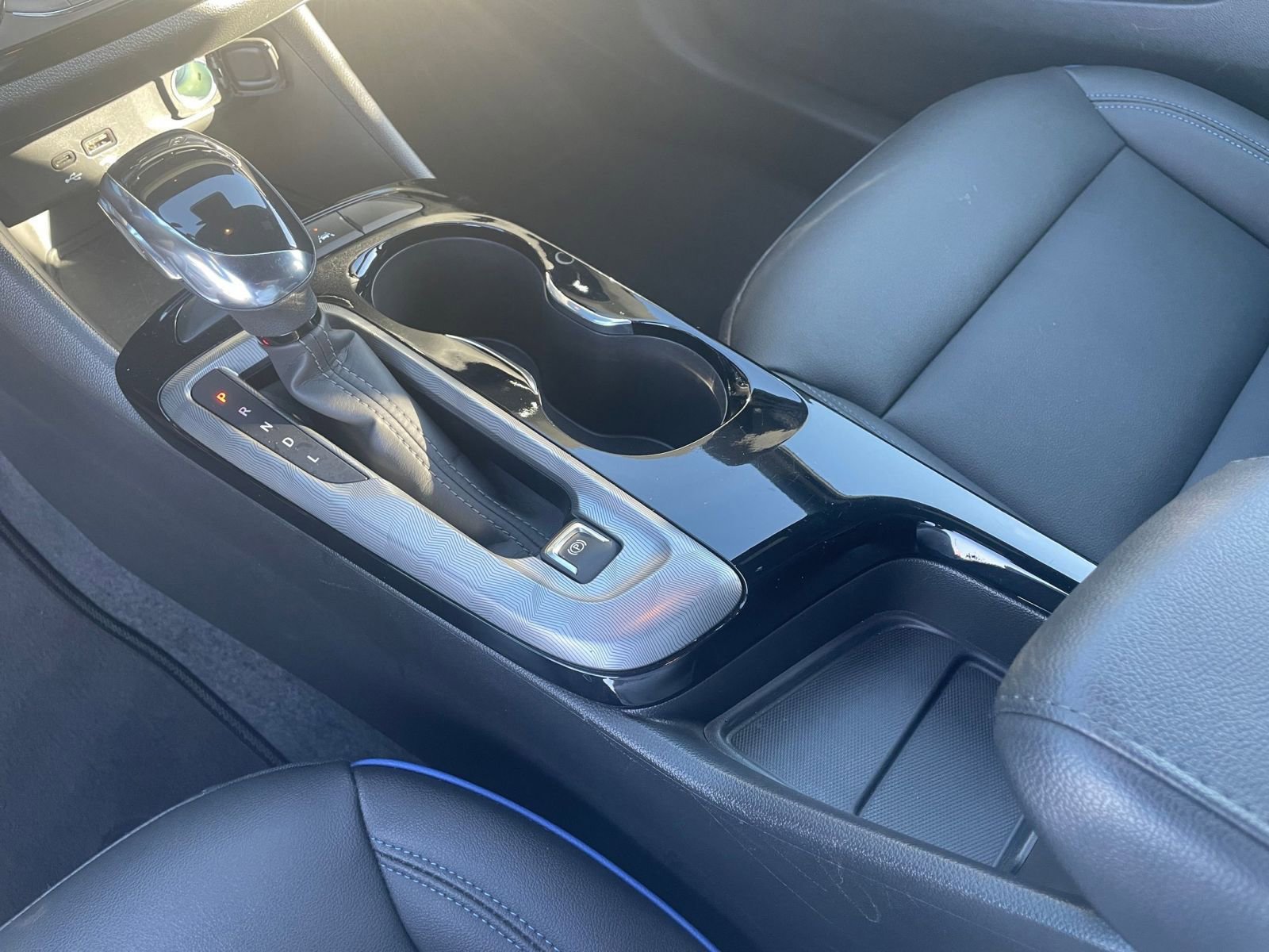 Used 2025 Buick Envista Sport Touring image 36