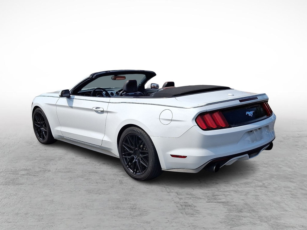 Used 2015 Ford Mustang Premium RWD image 3
