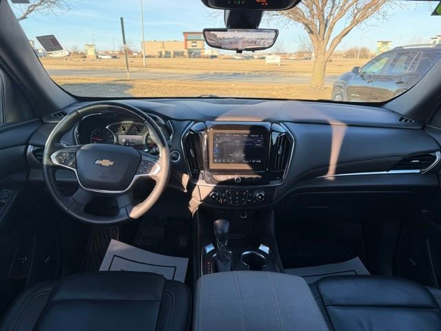 Used 2023 Chevrolet Traverse LT w/ LT Premium Package image 19