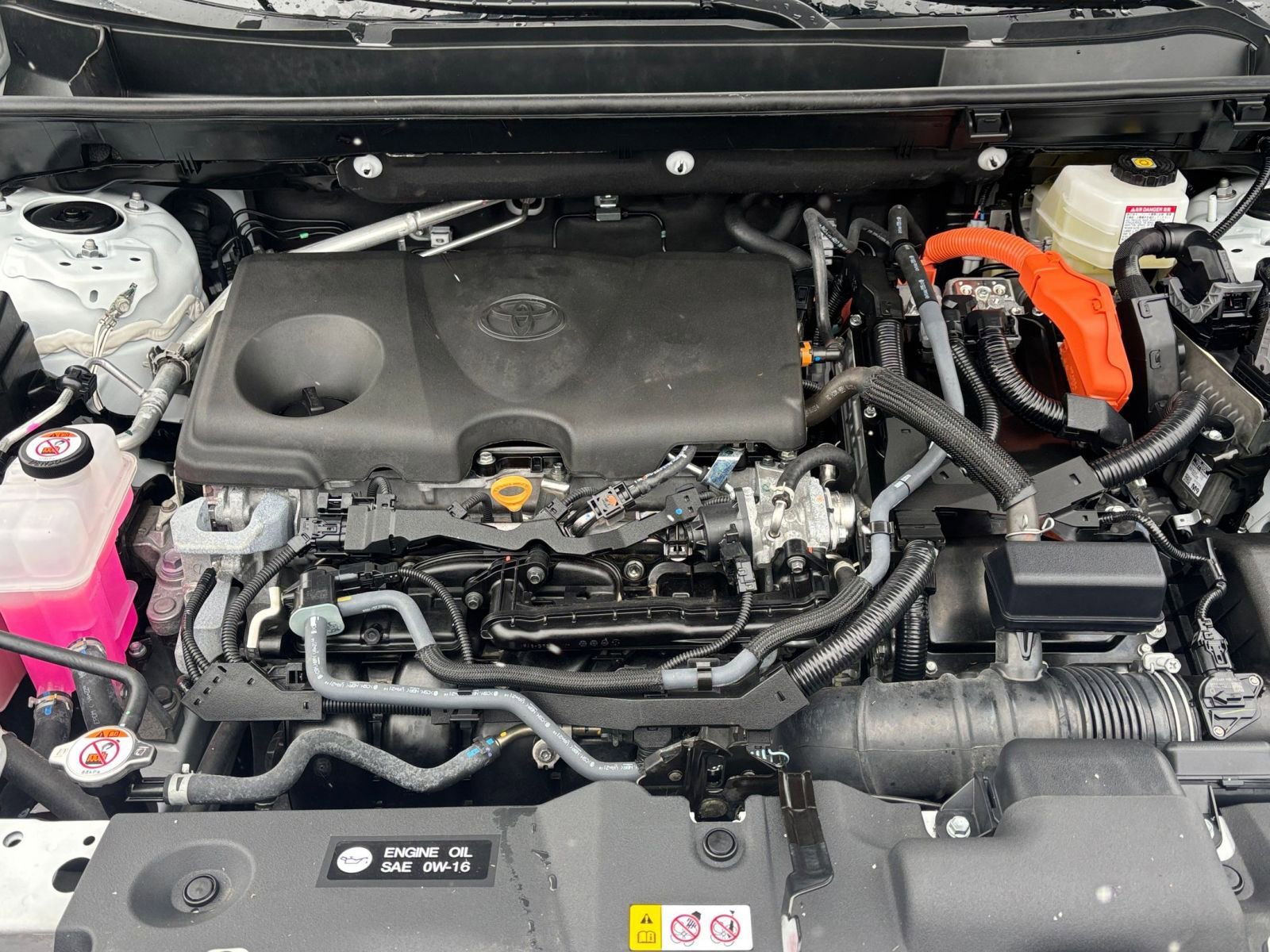 Used 2025 Toyota RAV4 LE image 25